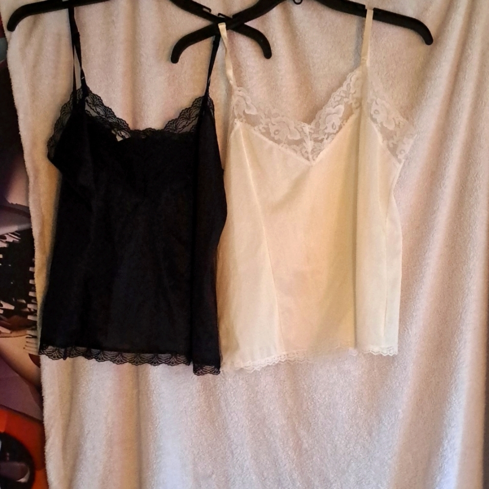 Set of 2 Camisoles
